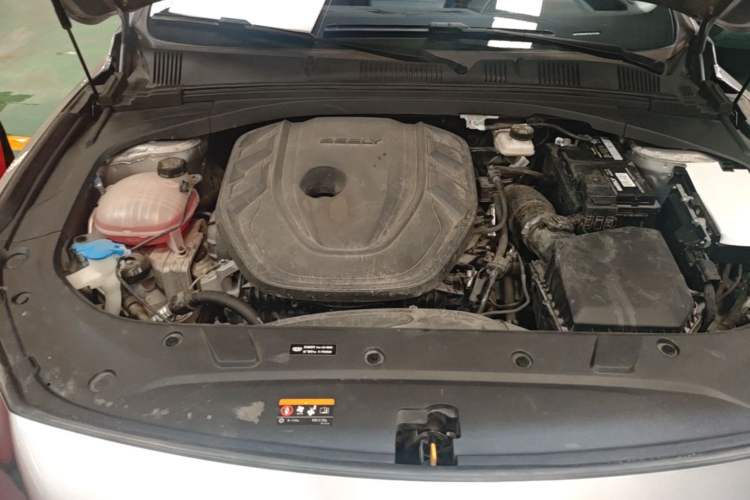 Used Geely Auto Preface 2023 2.0TD Luxury Version Engine Bay