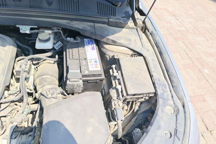 Used Geely Auto Preface 2023 2.0TD Luxury Version Engine Bay Left