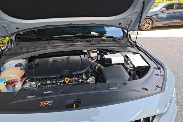 Used Geely Auto Preface 2023 1.5TD Kunlun Edition Engine Bay Left