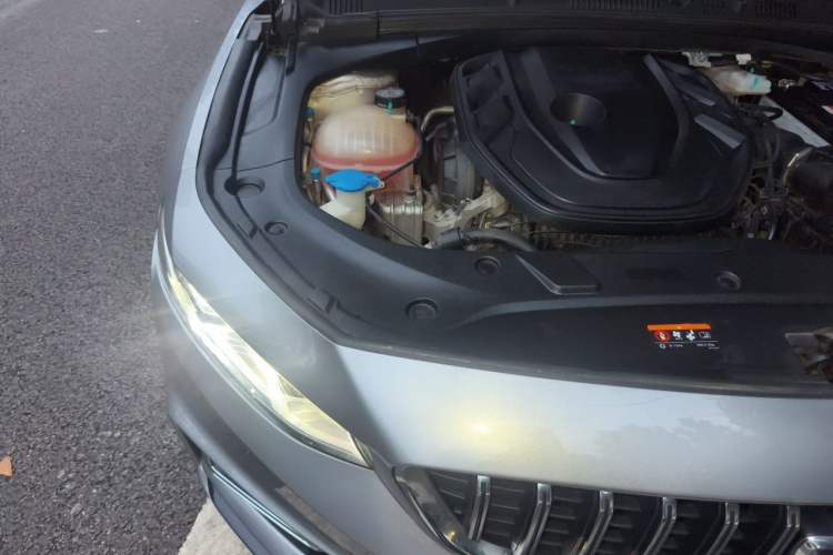 Used Geely Auto Preface 2023 2.0TD Prestige Version Engine Bay Right