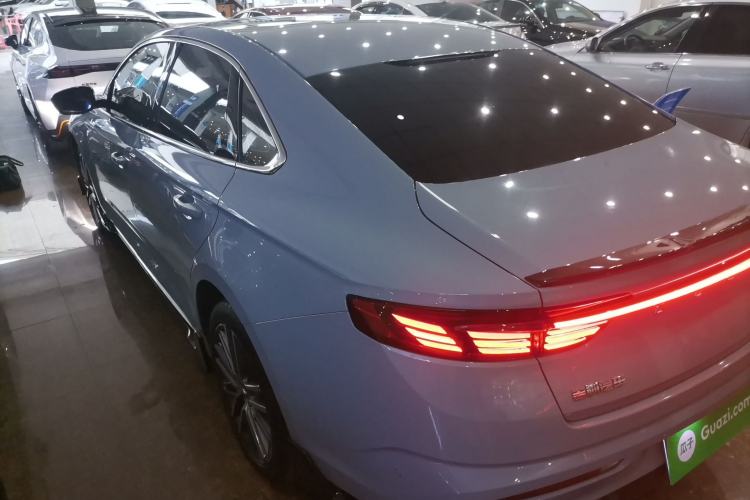 Used Geely Auto Preface 2023 2.0TD "Only This Verdant Green" Edition Exterior 2