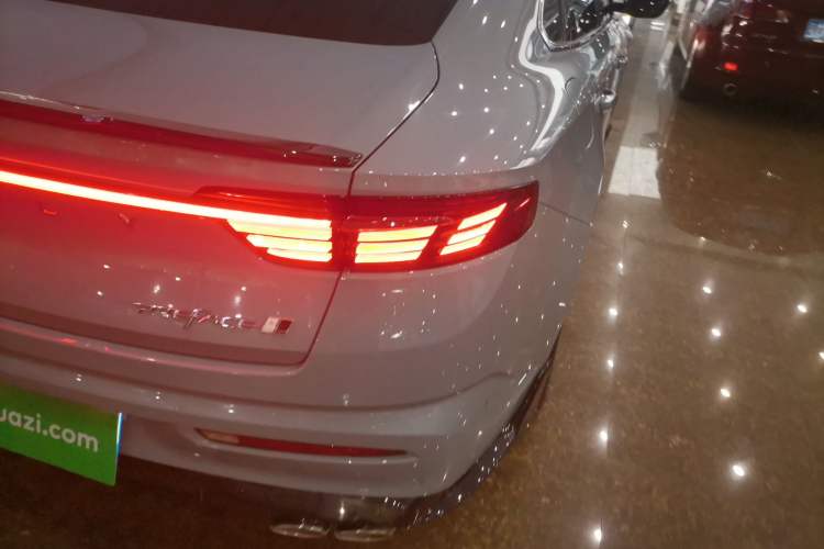 Used Geely Auto Preface 2023 2.0TD "Only This Verdant Green" Edition Exterior 3