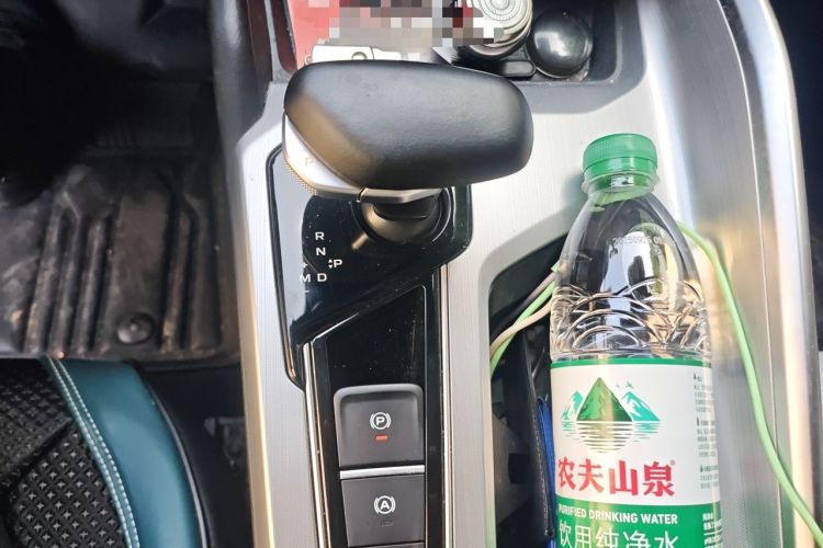 Used Geely Auto Preface 2023 2.0TD Prestige Version Gear Lever