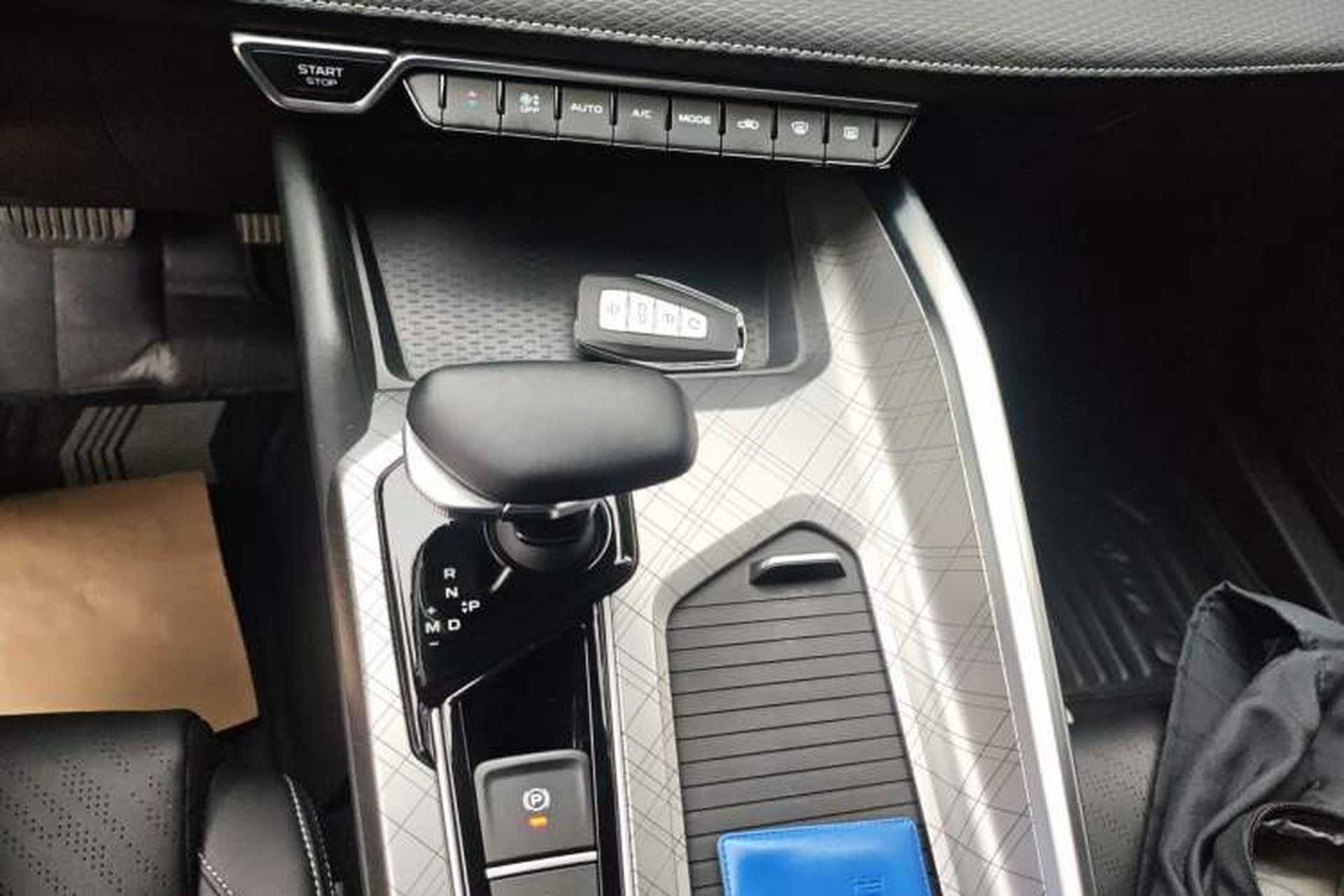 Used Geely Auto Preface 2023 2.0TD Luxury Version Gear Lever