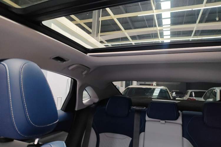 Used Geely Auto Preface 2023 2.0TD Prestige Version Headliner