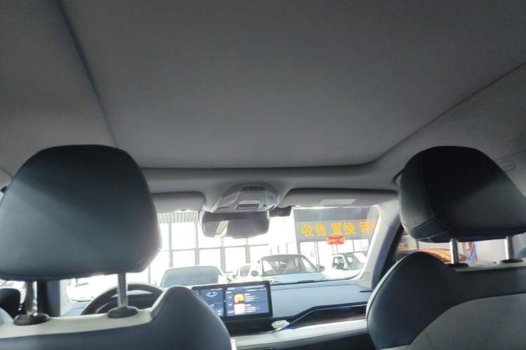 Used Geely Auto Preface 2023 2.0TD Prestige Version Headliner