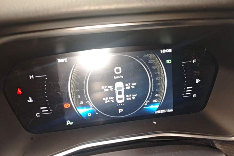 Used Geely Auto Preface 2023 2.0TD Luxury Version Instrument Cluster