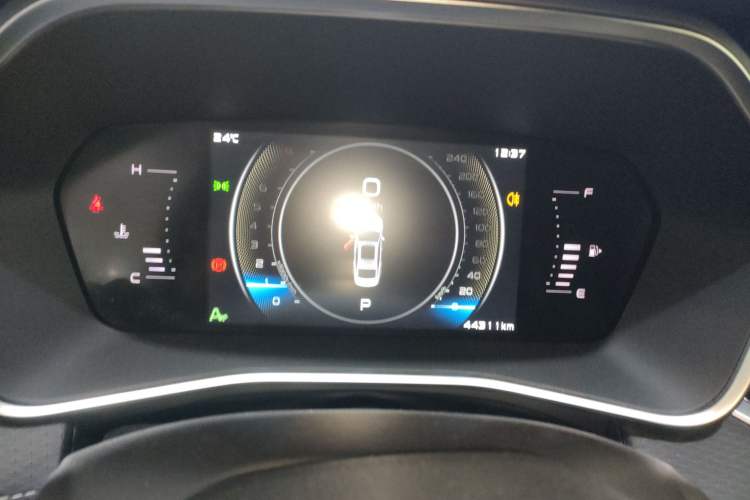 Used Geely Auto Preface 2023 2.0TD Luxury Version Instrument Cluster