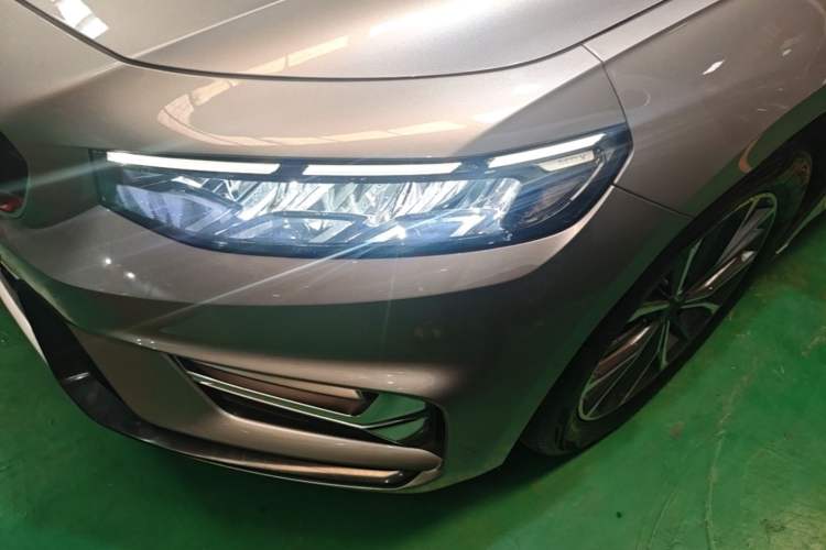 Used Geely Auto Preface 2023 2.0TD Luxury Version Left Front Headlight