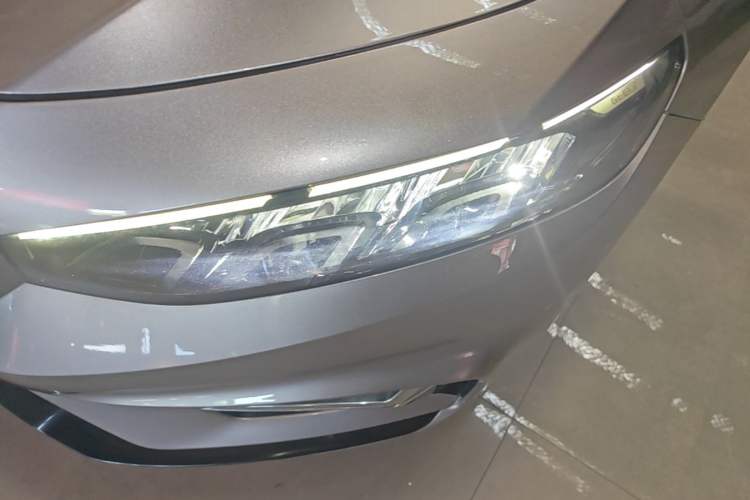Used Geely Auto Preface 2023 2.0TD Luxury Version Left Front Headlight