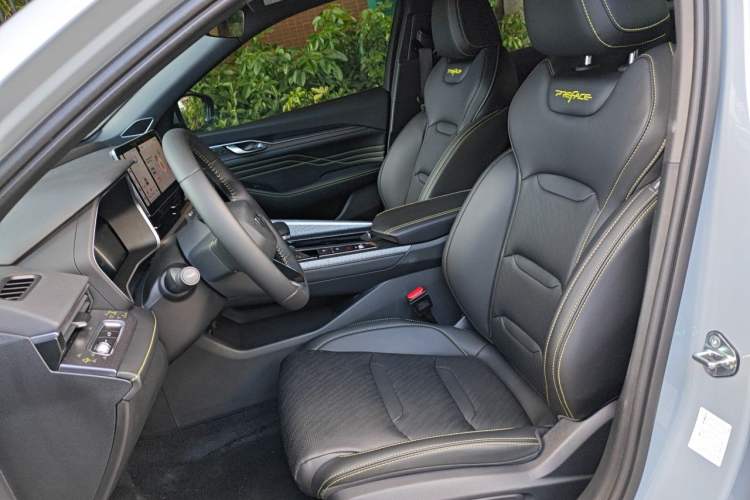 Used Geely Auto Preface 2023 1.5TD Kunlun Edition Left Front Seat
