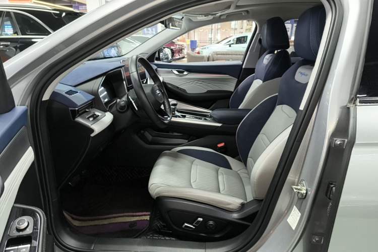 Used Geely Auto Preface 2023 2.0TD Prestige Version Left Front Seat