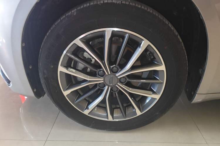 Used Geely Auto Preface 2023 2.0TD Luxury Version Left Front Wheel Hub