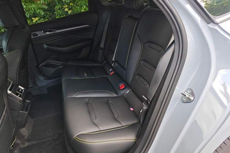 Used Geely Auto Preface 2023 1.5TD Kunlun Edition Left Rear Seat