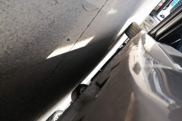 Used Geely Auto Preface 2023 2.0TD Luxury Version Left Side Sill