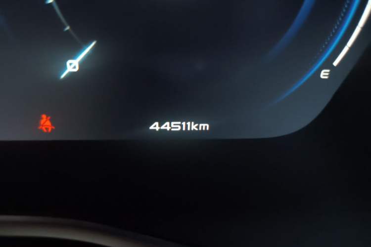 Used Geely Auto Preface 2023 2.0TD Prestige Version Odometer Close Up
