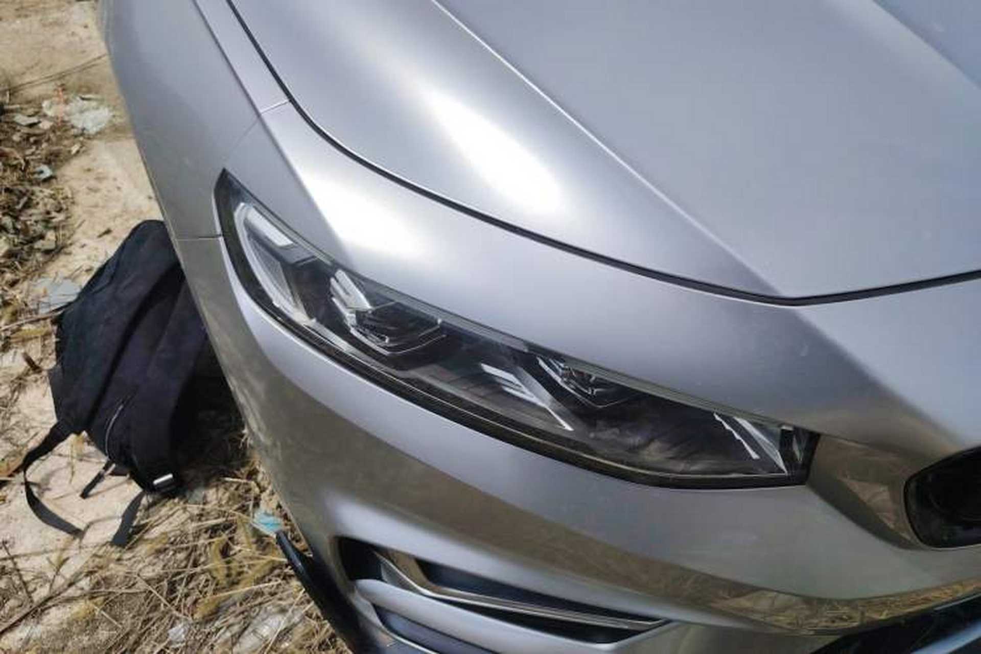 Used Geely Auto Preface 2023 2.0TD "Only This Verdant Green" Edition Right Front Headlight