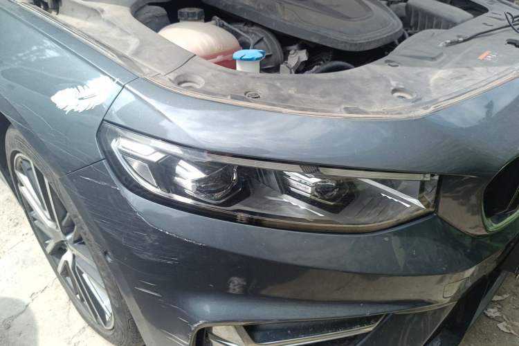 Used Geely Auto Preface 2023 2.0TD Prestige Version Right Front Headlight
