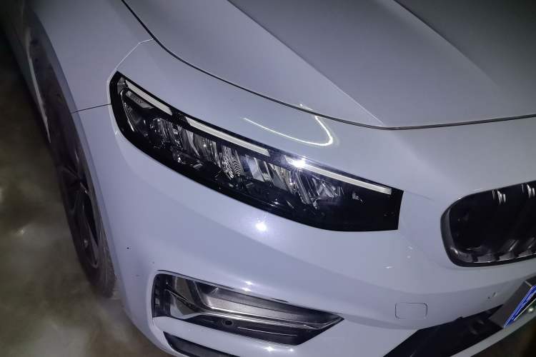 Used Geely Auto Preface 2023 1.5TD Fuyao Version Right Front Headlight