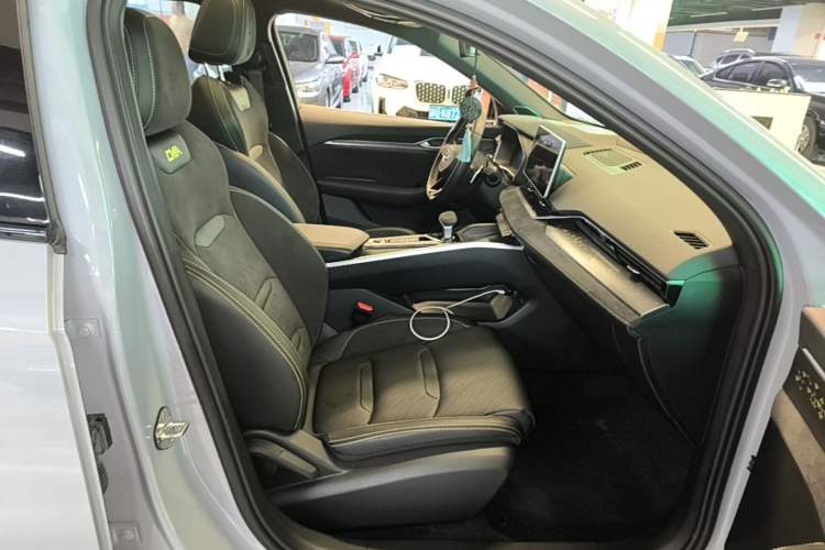 Used Geely Auto Preface 2023 2.0TD Space-Time Edition Right Front Seat