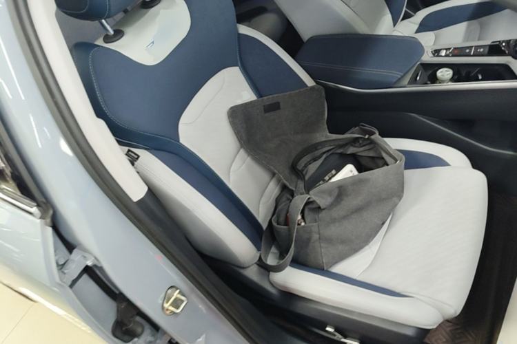 Used Geely Auto Preface 2023 2.0TD Prestige Version Right Front Seat
