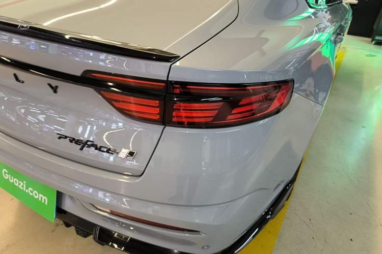 Used Geely Auto Preface 2023 2.0TD Space-Time Edition Right Rear Taillight