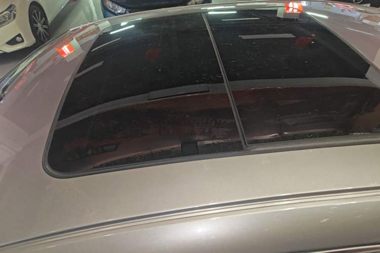 Used Geely Auto Preface 2023 2.0TD Luxury Version Roof
