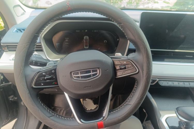 Used Geely Auto Preface 2023 2.0TD Prestige Version Steering Wheel