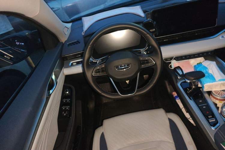 Used Geely Auto Preface 2023 2.0TD Prestige Version Steering Wheel