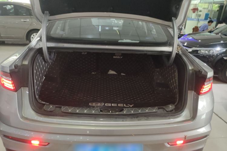 Used Geely Auto Preface 2023 2.0TD Luxury Version Trunk