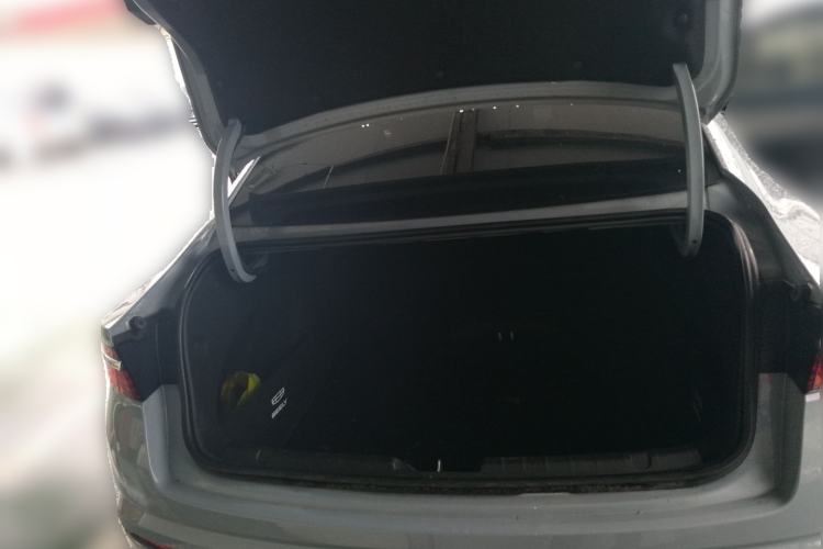 Used Geely Auto Preface 2023 2.0TD Prestige Version Trunk