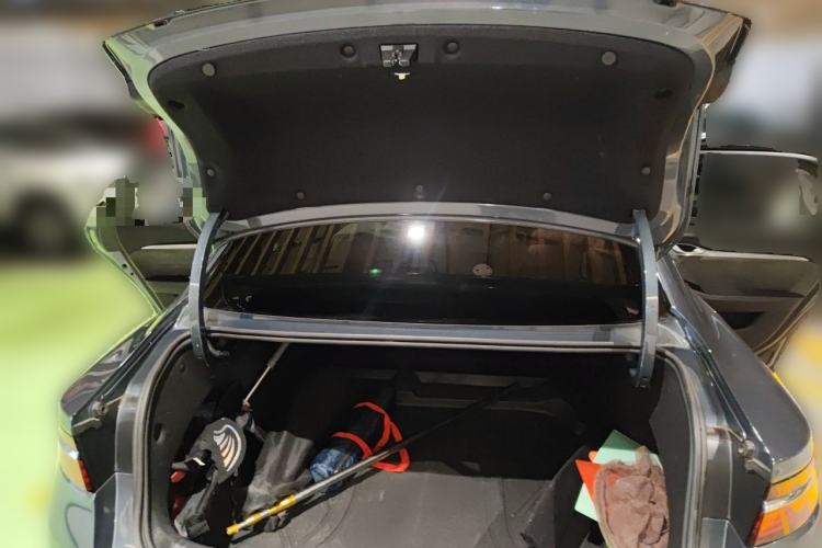 Used Geely Auto Preface 2023 2.0TD "Only This Verdant Green" Edition Trunk