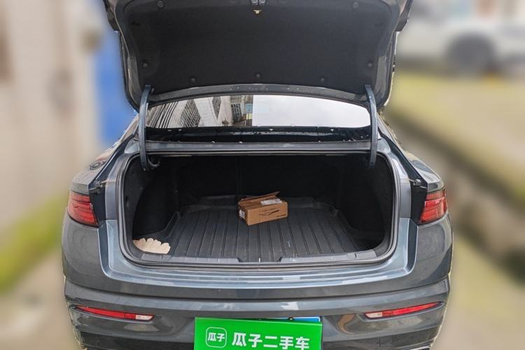 Used Geely Auto Preface 2023 2.0TD Prestige Version Trunk