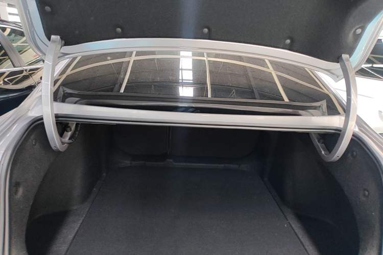 Used Geely Auto Preface 2023 2.0TD Prestige Version Trunk