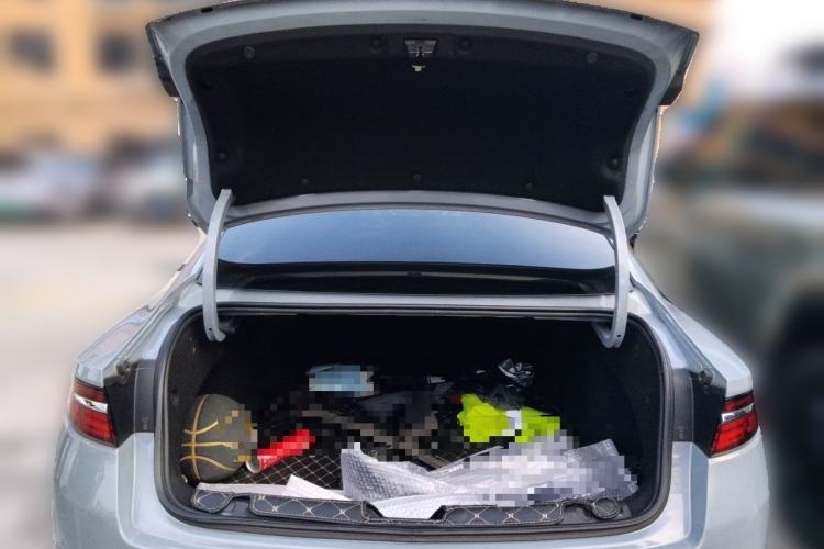 Used Geely Auto Preface 2023 2.0TD "Only This Verdant Green" Edition Trunk
