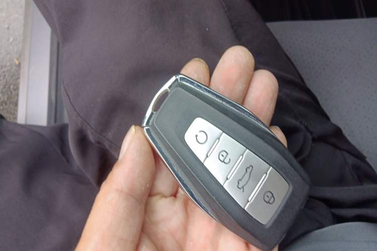 Used Geely Auto Preface 2023 2.0TD Prestige Version Vehicle Key