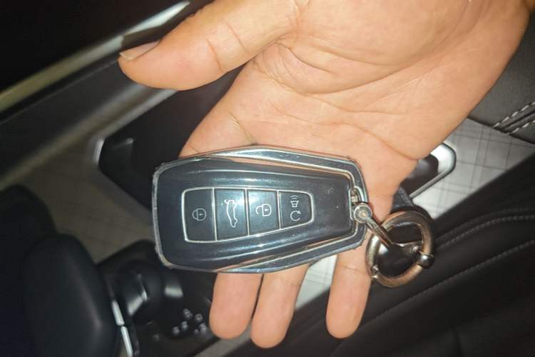 Used Geely Auto Preface 2023 2.0TD Luxury Version Vehicle Key