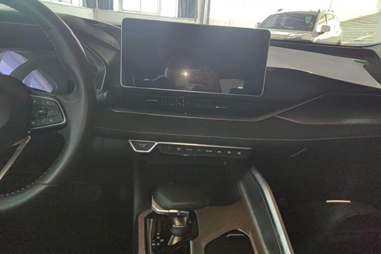 Used Geely Auto Preface 2023 2.0TD Luxury Version Audio And AC Panel