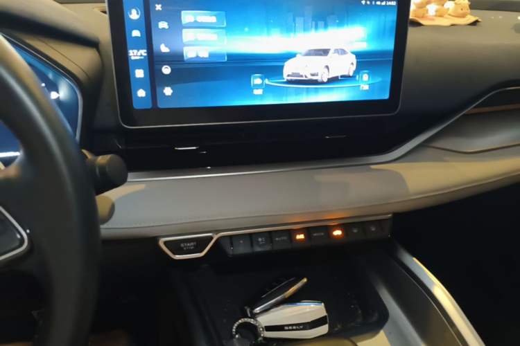 Used Geely Auto Preface 2023 2.0TD Prestige Version Audio And AC Panel