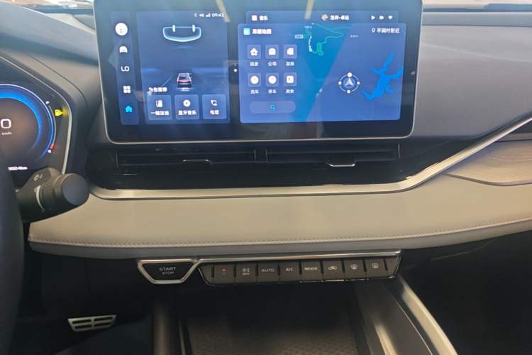 Used Geely Auto Preface 2023 2.0TD Prestige Version Audio And AC Panel