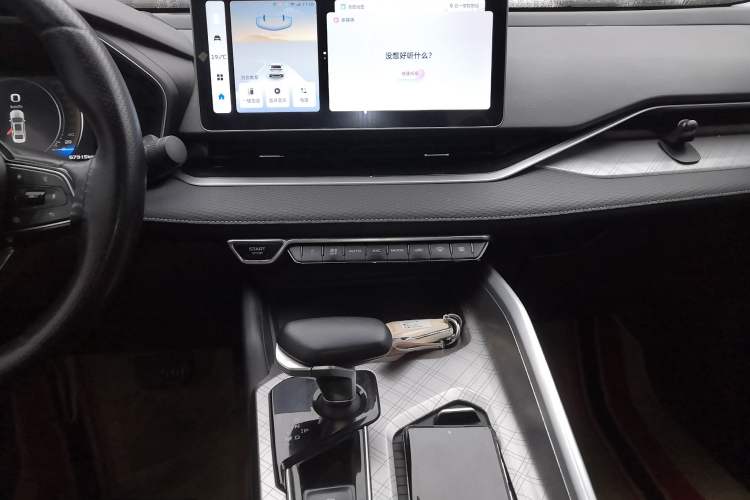 Used Geely Auto Preface 2023 2.0TD Luxury Version Audio And AC Panel
