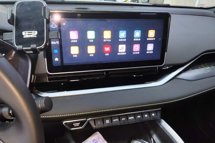 Used Geely Auto Preface 2023 1.5TD Fuyao Version Audio And AC Panel