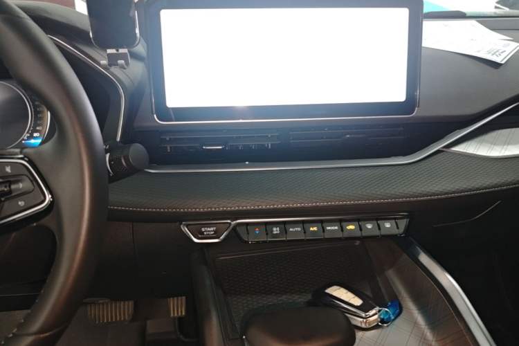 Used Geely Auto Preface 2023 2.0TD Luxury Version Audio And AC Panel
