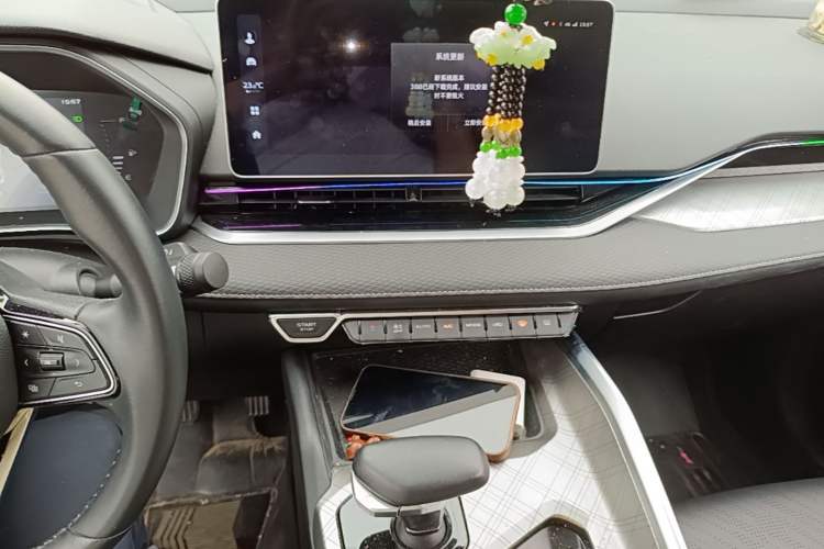 Used Geely Auto Preface 2023 2.0TD Luxury Version Audio And AC Panel