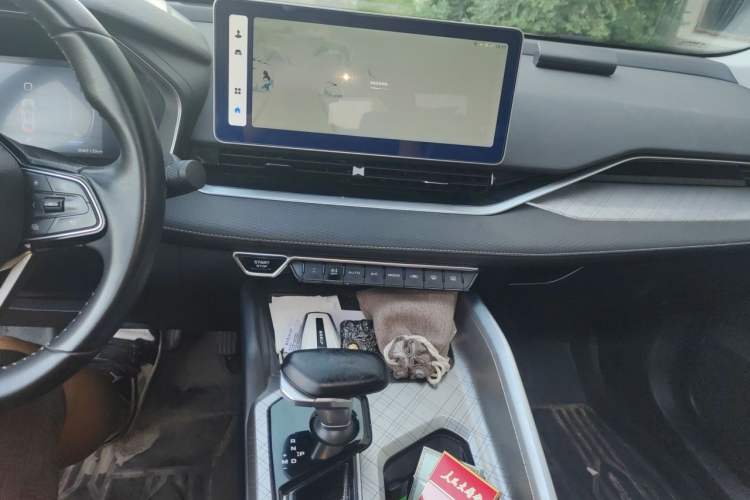 Used Geely Auto Preface 2023 2.0TD Luxury Version Audio And AC Panel