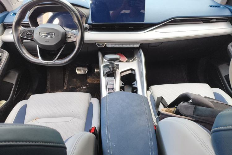 Used Geely Auto Preface 2023 2.0TD Prestige Version Center Console