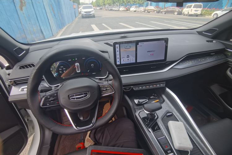 Used Geely Auto Preface 2023 1.5TD Kunlun Edition Center Console