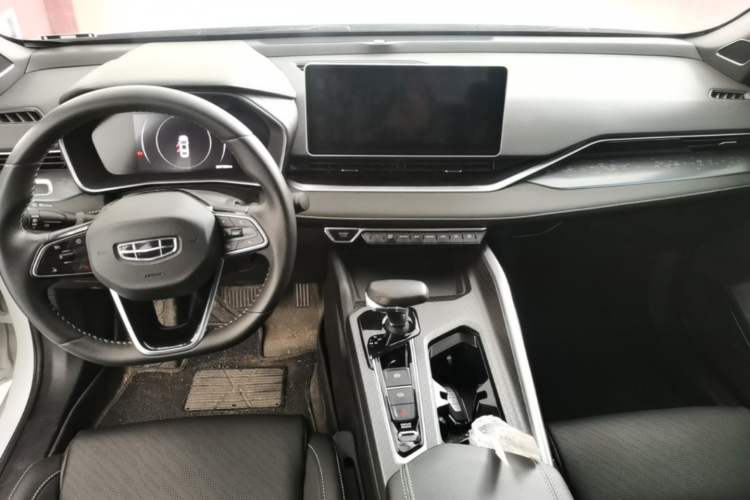 Used Geely Auto Preface 2023 1.5TD Fuyao Version Center Console