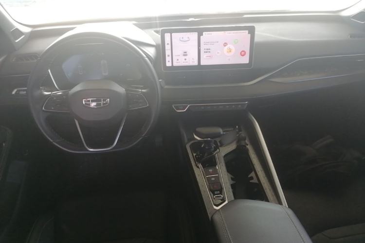 Used Geely Auto Preface 2023 1.5TD Kunlun Edition Center Console