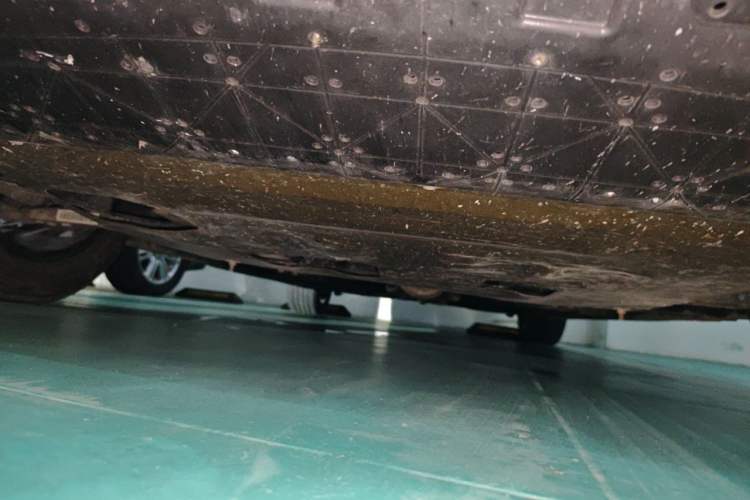 Used Geely Auto Preface 2023 2.0TD Luxury Version Chassis Front